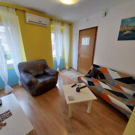 Apartmani Jadran Mali Lošinj Екстериор снимка
