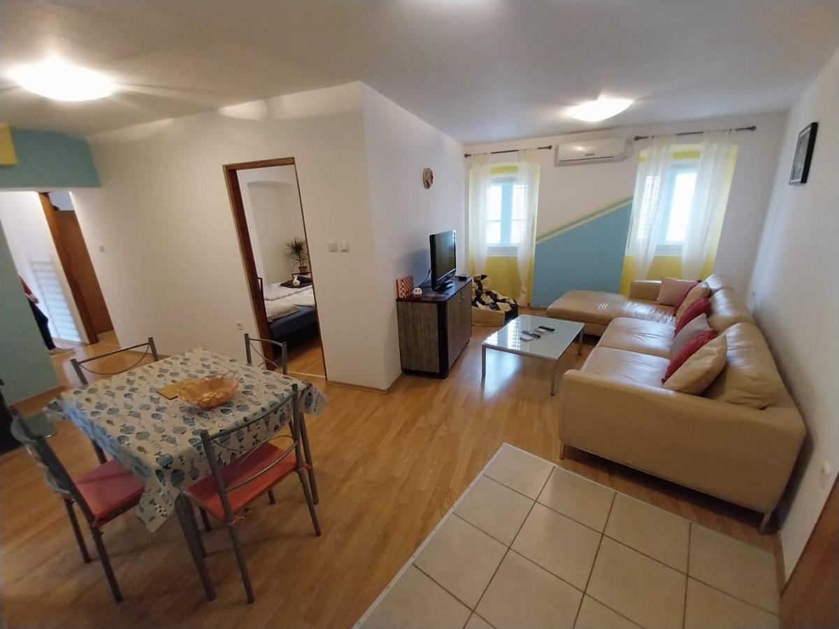 Apartmani Jadran Mali Lošinj Екстериор снимка